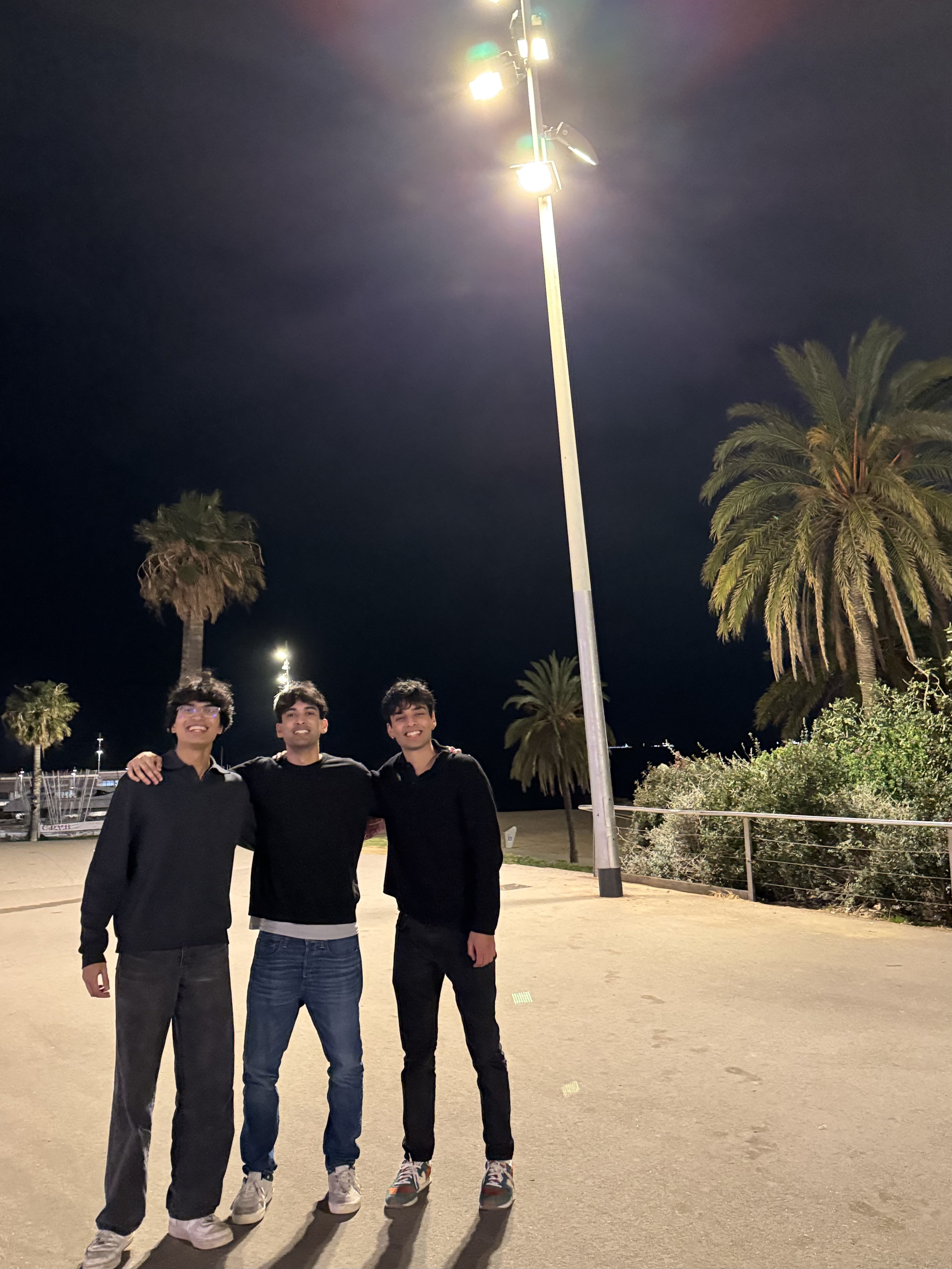 Friends in Barcelona during Spring Break 2025